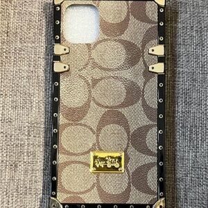 Luxury Designer Phone Case - Black and Gold